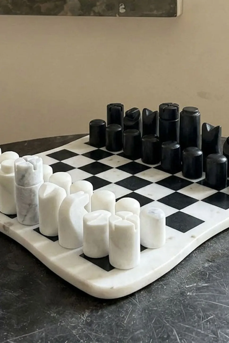 Ajedrez De Mármol Con Diseño Irregular Blanco Y Negro