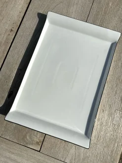 Bandeja Con Asas Grande De Porcelana Blanca Con Filo Negro