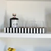 Bandeja De Resina Y Madera Con Diseño De Rayas Blancas Y Negras