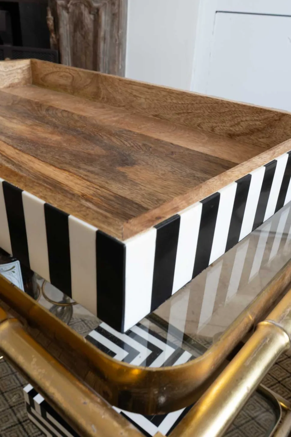 Bandeja De Resina Y Madera Con Diseño De Rayas Blancas Y Negras Grande