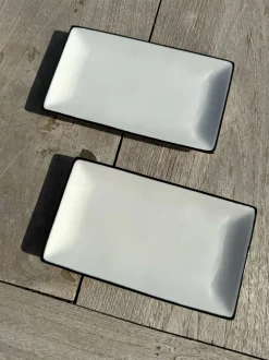 Bandeja Mediana De Porcelana Blanca Con Filo Negro
