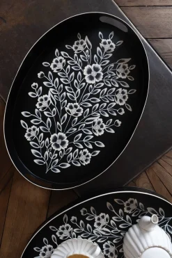 Bandeja Oval Negra Con Flores Blancas Pintadas
