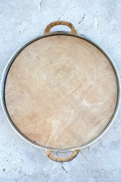 Bandeja Redonda De Madera Y Aluminio Con Asas De Ratán