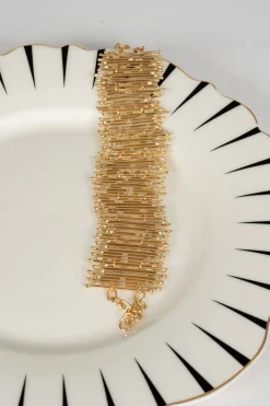 Brazalete Dorado Ajustable Con Cierre En Cadena Diseño Irregular