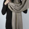 Bufanda De Cashmere Tostada Con Bordado Amarillo