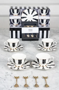 Caja De Regalo Tazas Y Cucharitas De Bronce