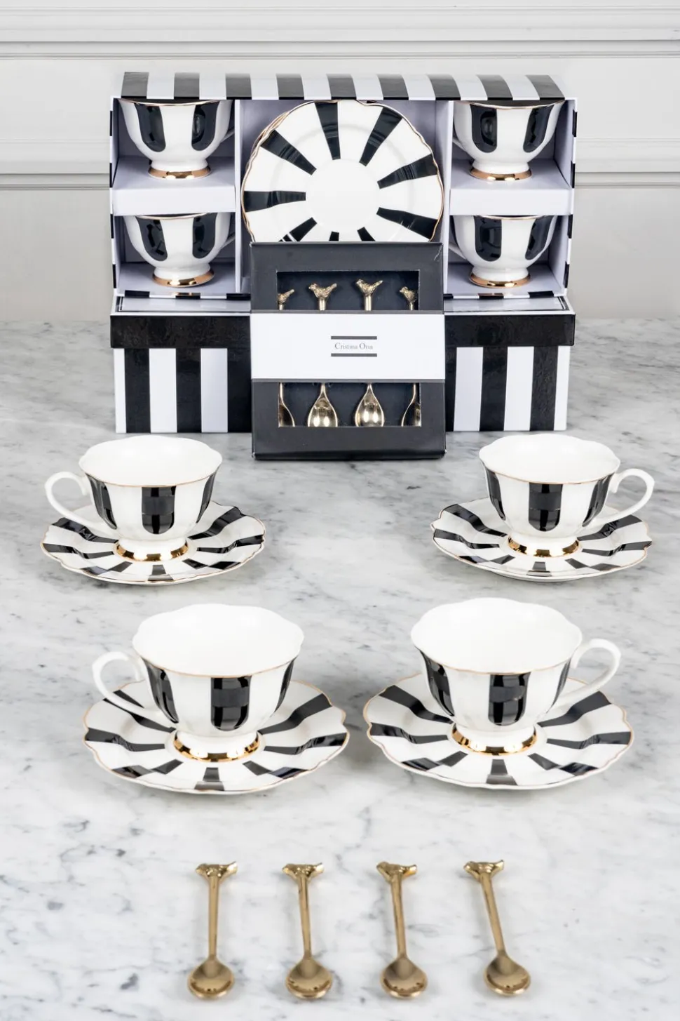 Caja De Regalo Tazas Y Cucharitas De Bronce