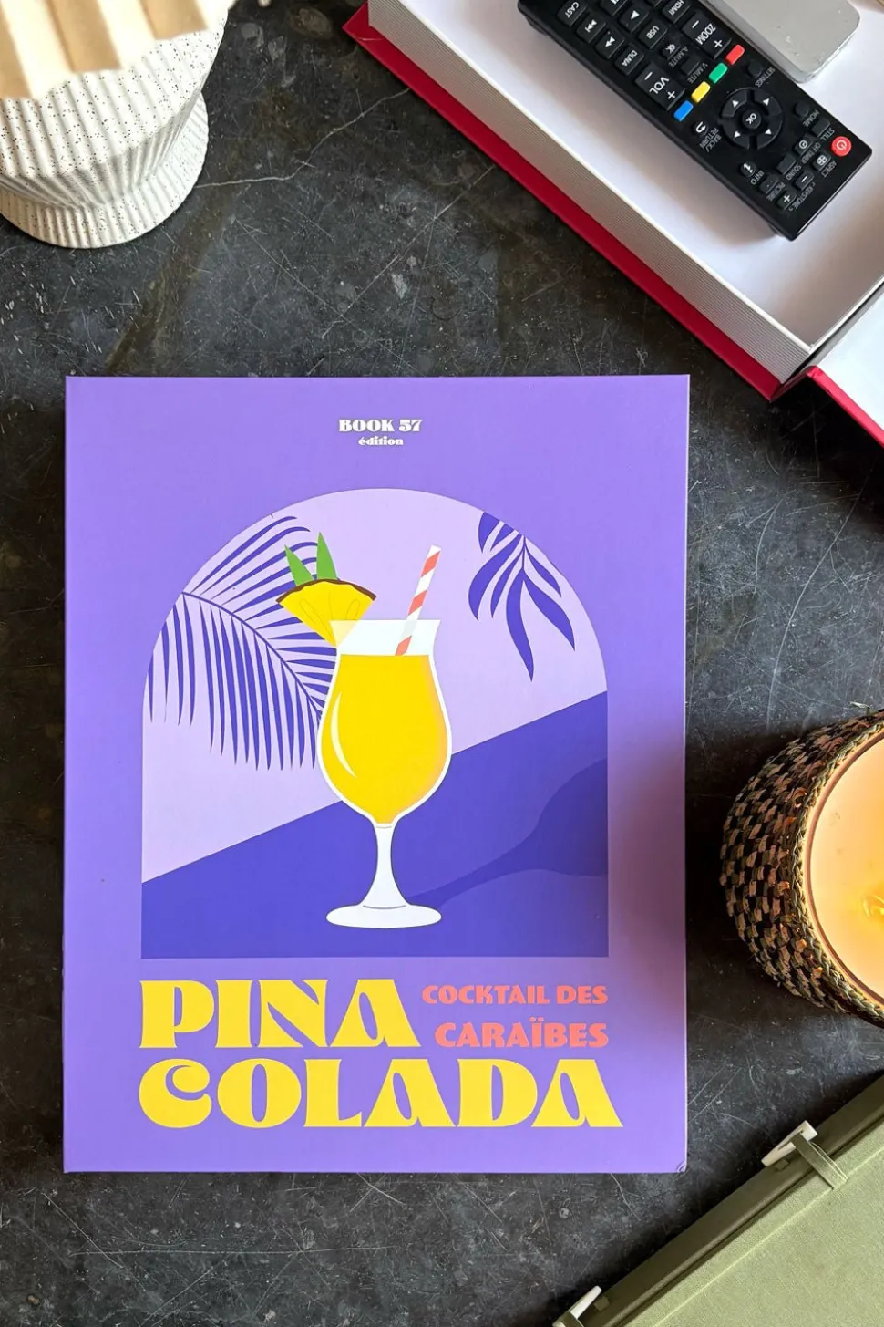 Caja Decorativa Con Diseño De Libro De Cócteles