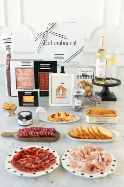 Caja Recién Mamá Especial Foie & Cuadros Bordados