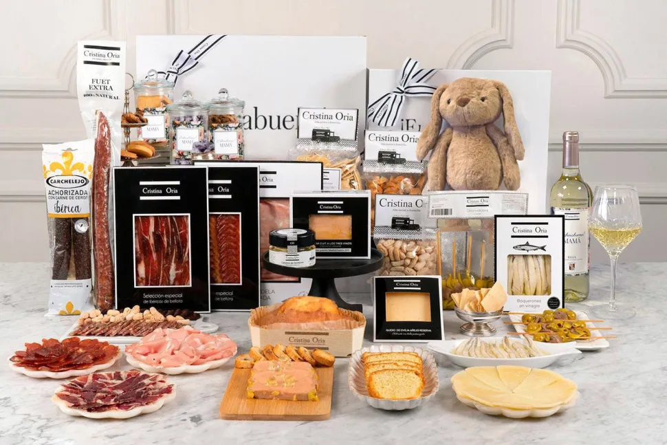 Caja Recién Mamá La Más Gourmet & Peluche Conejo Marrón CO