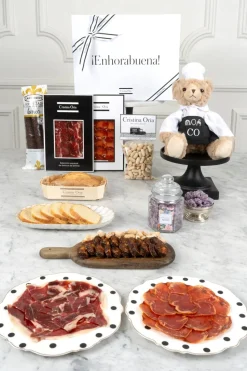 Caja Recién Mamá Picoteo & Oso Chef Co