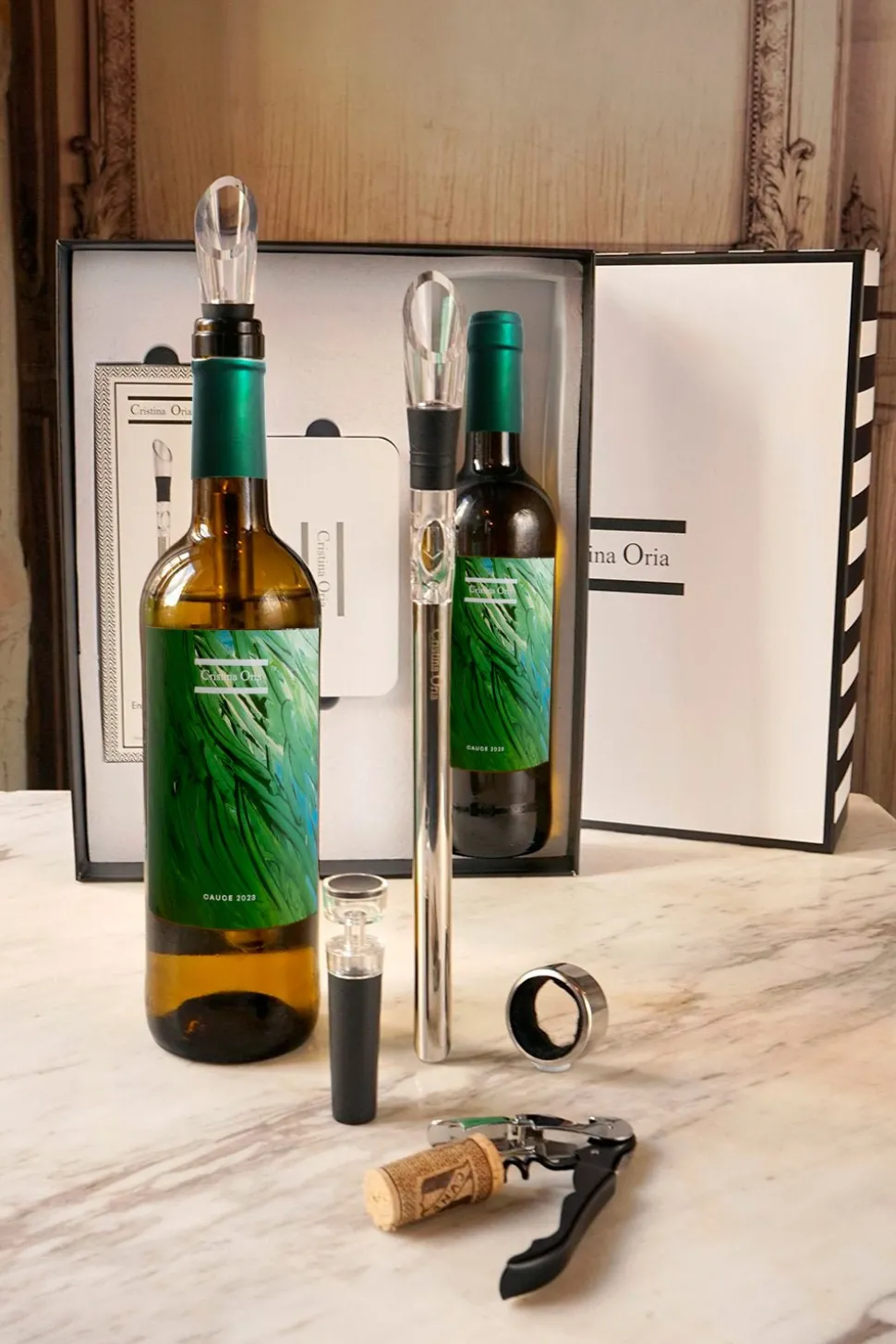 Caja Vino & Gadgets