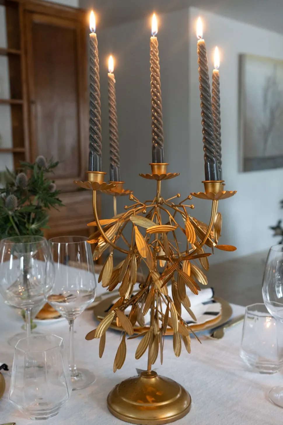 Candelabro 5 Velas Con Diseño De Hojas Doradas