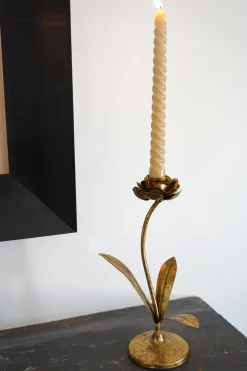 Candelabro De Metal Dorado Con Diseño De Flor Pequeño
