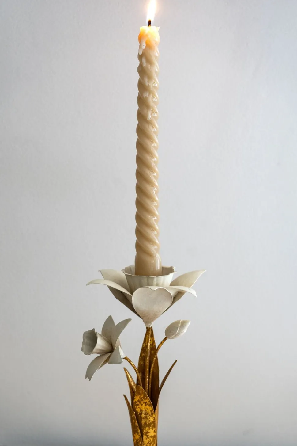 Candelabro Dorado Y Blanco Diseño Narciso