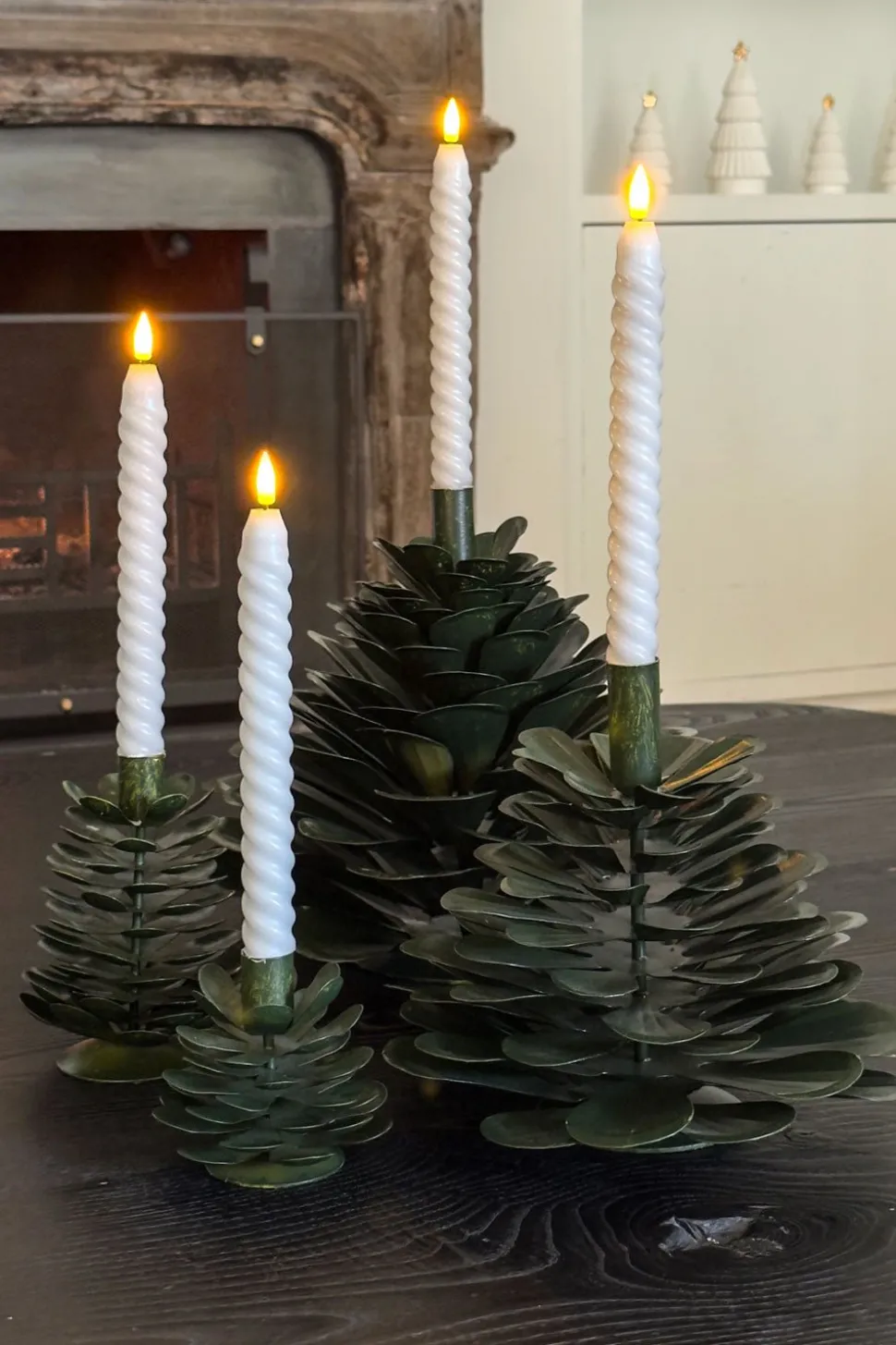Candelabro Grande De Hierro Con Diseño De Árbol Verde