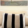 Cojín Negro Y Gris De Terciopelo Rectangular