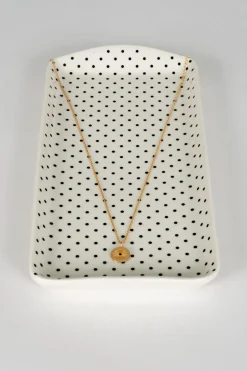 Collar Dorado Con Colgante Redondo Sol Y Circonita Negra