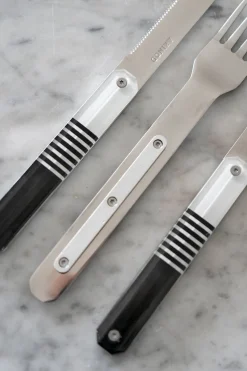 Cubiertos Para Llevar Diseño Blanco Y Negro