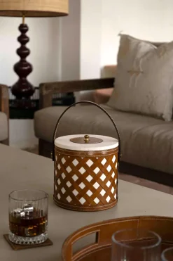 Cubitera Con Diseño Entramado De Cuero Y Tela Pequeña
