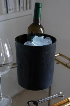 Cubitera Negra Con Tapa Mediana