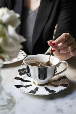 Cucharita de Bronce Inicial I