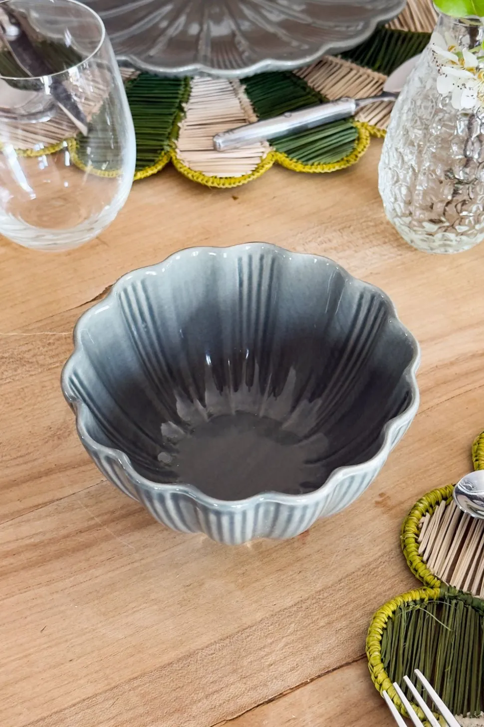 Cuenco De Cerámica Flor Gris