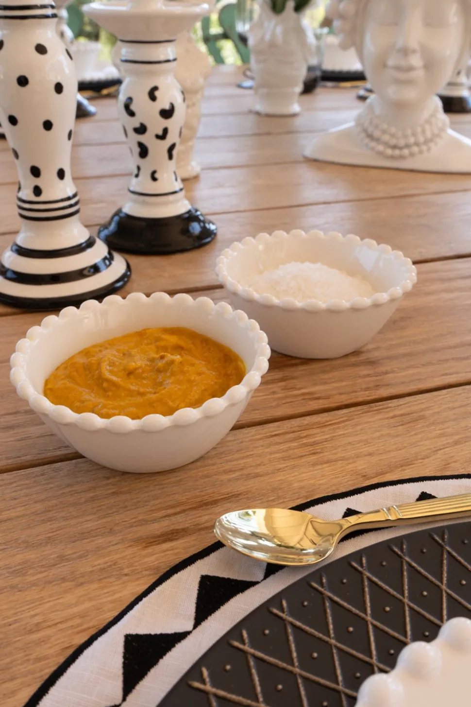 Cuenco De Porcelana Diseño Bolitas