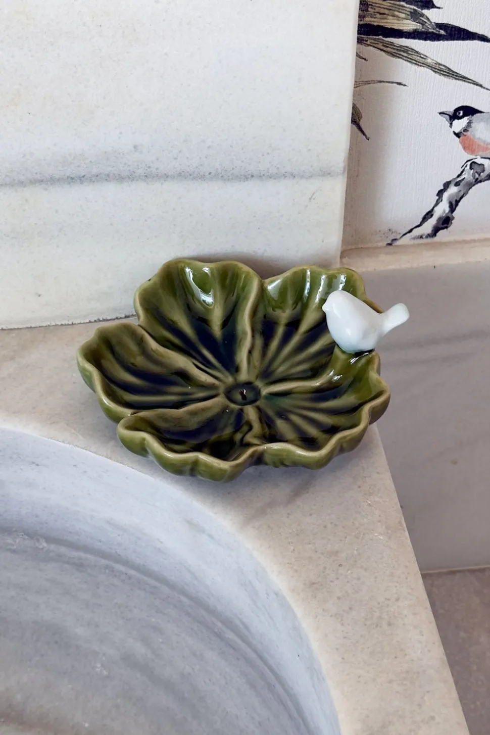 Cuenco Decorativo Verde Flor Irregular Con Pájaro Blanco