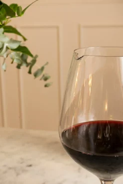 Decantador Con Forma De Copa De Vino