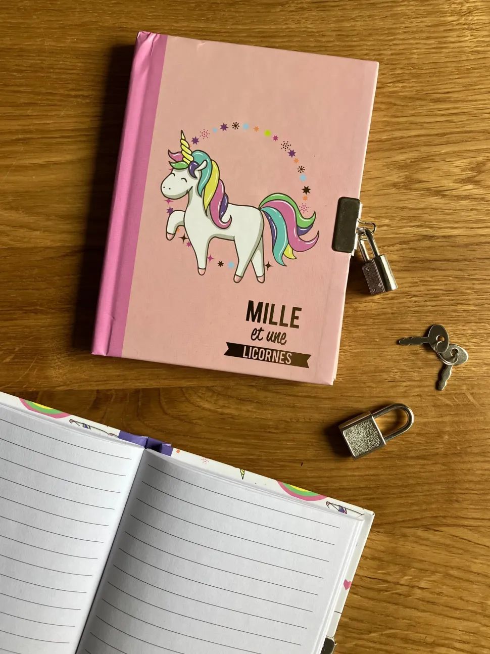 Diario Con Diseño De Unicornios