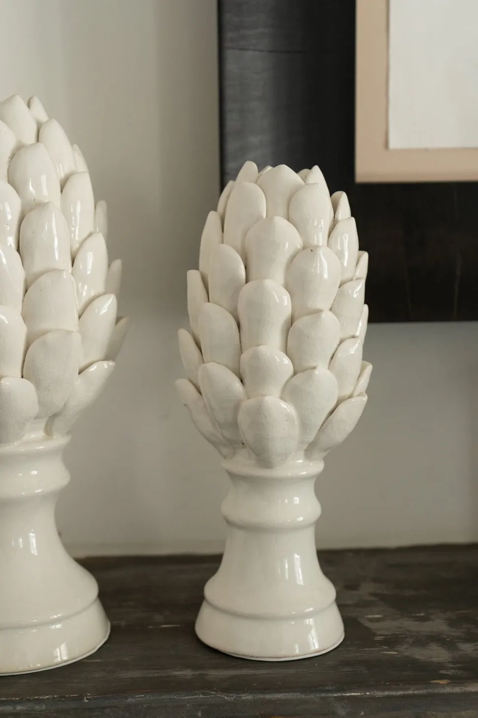 Figura Decorativa Con Diseño De Alcachofa Blanca Esmaltada Pequeña