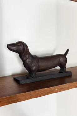 Figura Decorativa Con Diseño De Teckel Con Base