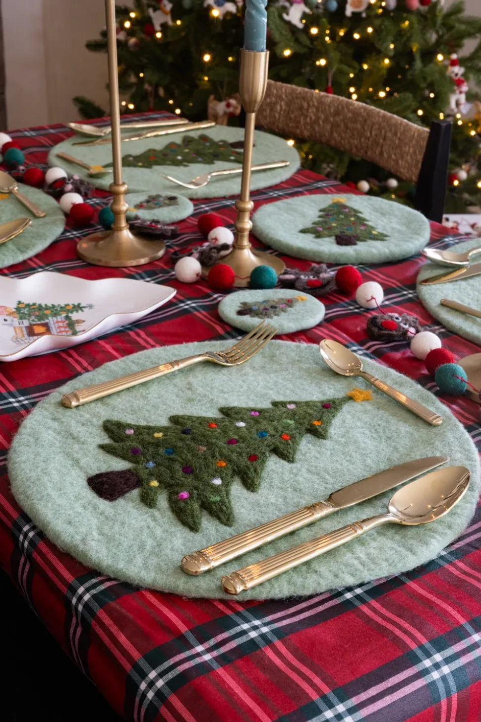 Individual De Fieltro Verde Con Diseño De Árbol De Navidad