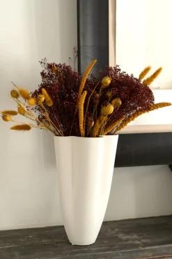 Jarrón De Cerámica Con Diseño De Flor Y Con Textura
