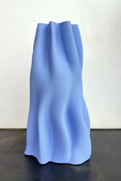 Jarrón Irregular Efecto 3D Azul