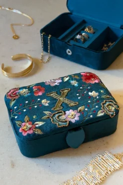 Joyeros De Terciopelo Con Iniciales Y Flores Bordadas