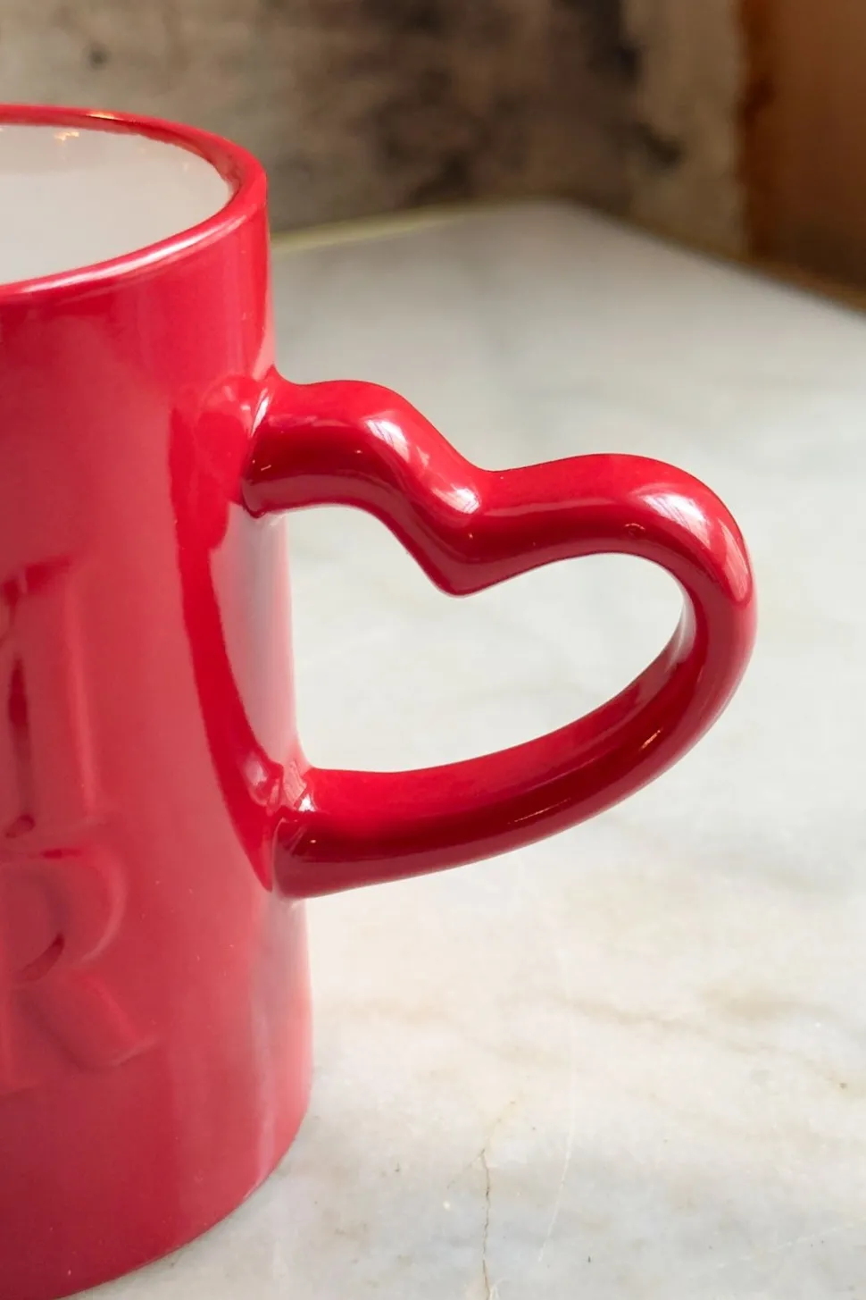 Juego De Dos Tazas "Amour" Y Asas De Corazón