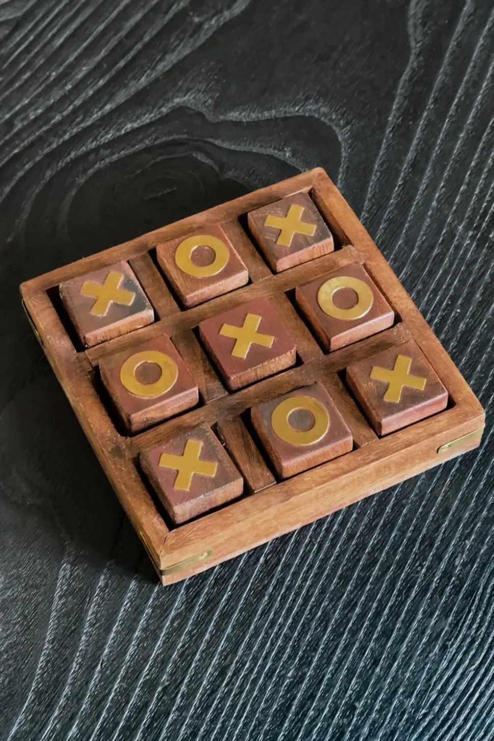 Juego de Madera Tres en Raya Detalle Dorado