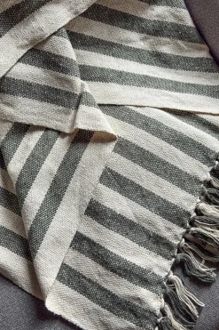 Manta Con Diseño De Rayas Verde