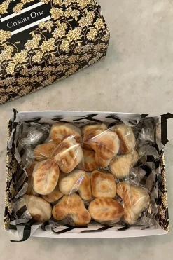 Mazapanes En Caja De Flores Co