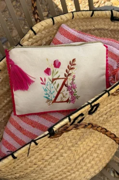 Neceser Con Inicial Z Y Flores Bordadas