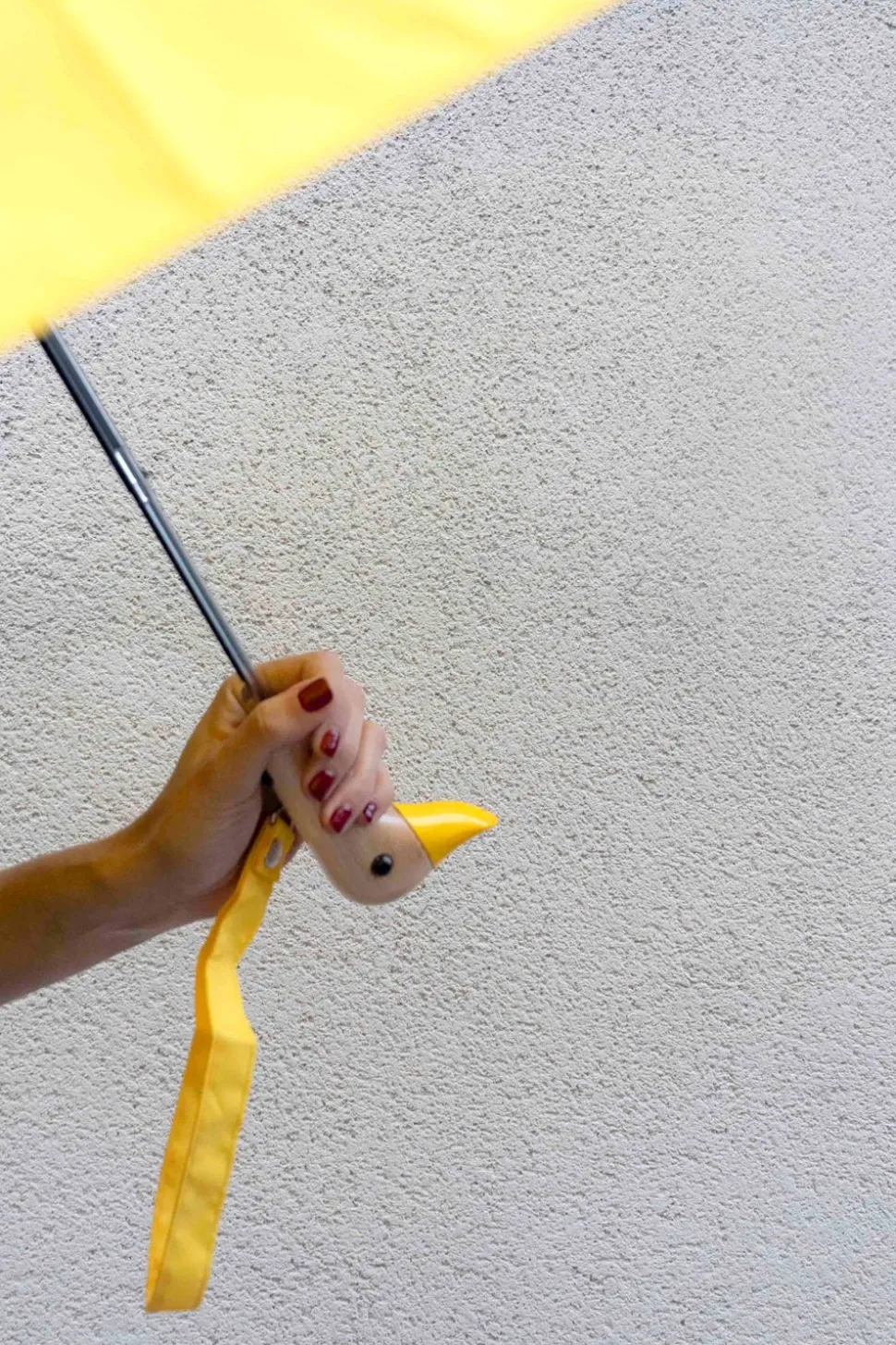 Paraguas Con Diseño Amarillo Y Mango Con Cabeza De Pato