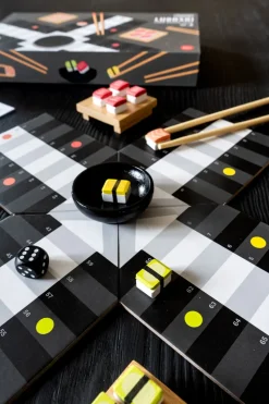 Parchís De Madera Inspirado En Sushi