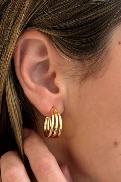 Pendientes Dorados Con Diseño De Tres Argollas