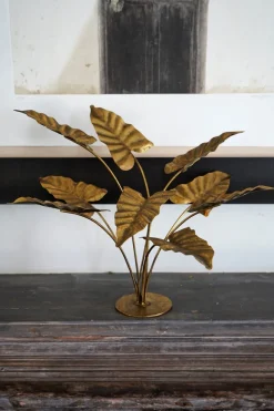 Planta Decorativa De Metal Dorada