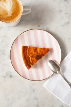 Plato Postre Rosa Y Blanco Figuras Geométricas