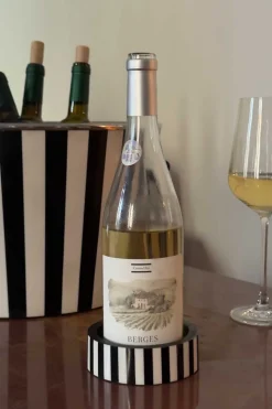 Posa Botellas De Resina Con Diseño De Rayas Blancas Y Negras
