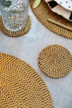 Posavasos Dorado Bordado Con Hilo