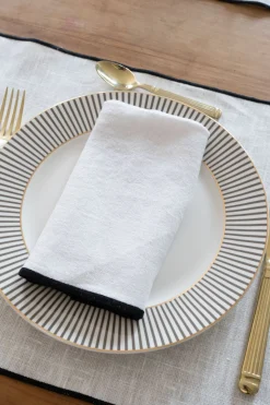 Servilleta De Lino Blanca Con Borde Negro